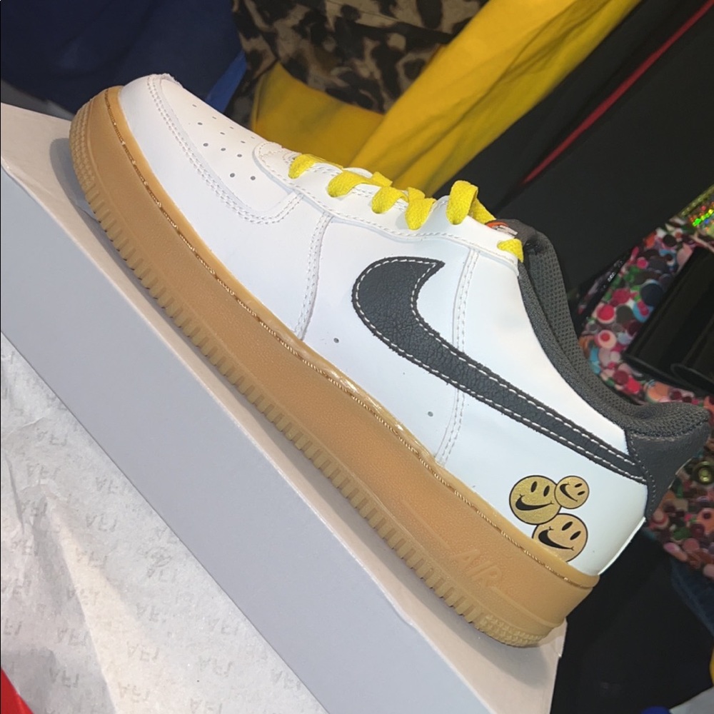 Nike Air Force 1